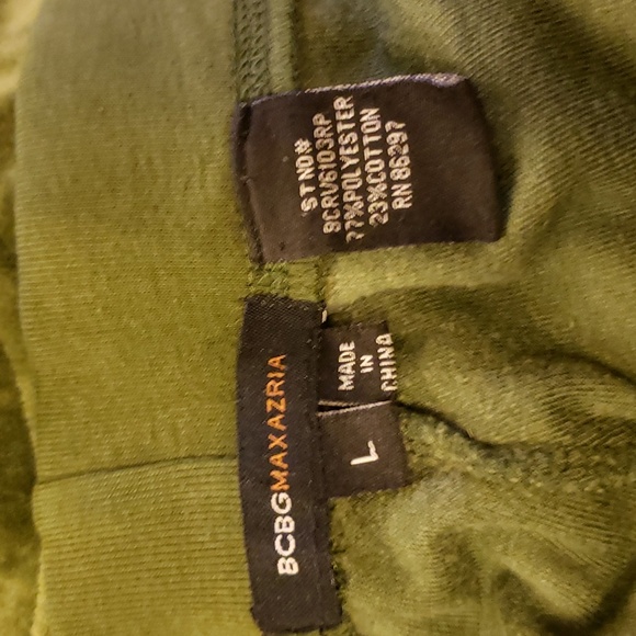 BCBG VINTAGE Green velour leisure suit Zip up Sweatshirt hoodie. LIKE NEW. - Picture 11 of 12